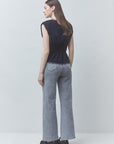 Last Sleeveless Lace Trim Shirt