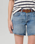 Billie Relaxed Short in Hikari super close up front