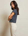 Perfect White Tee Alanis in Night side