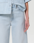 Agolde Low Curve Fray Jean close up