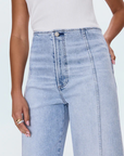 Pistola Blair Barrel Leg Jean close up front