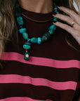 Andamento Necklace on model
