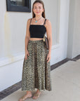 String Top at Waist Black full body