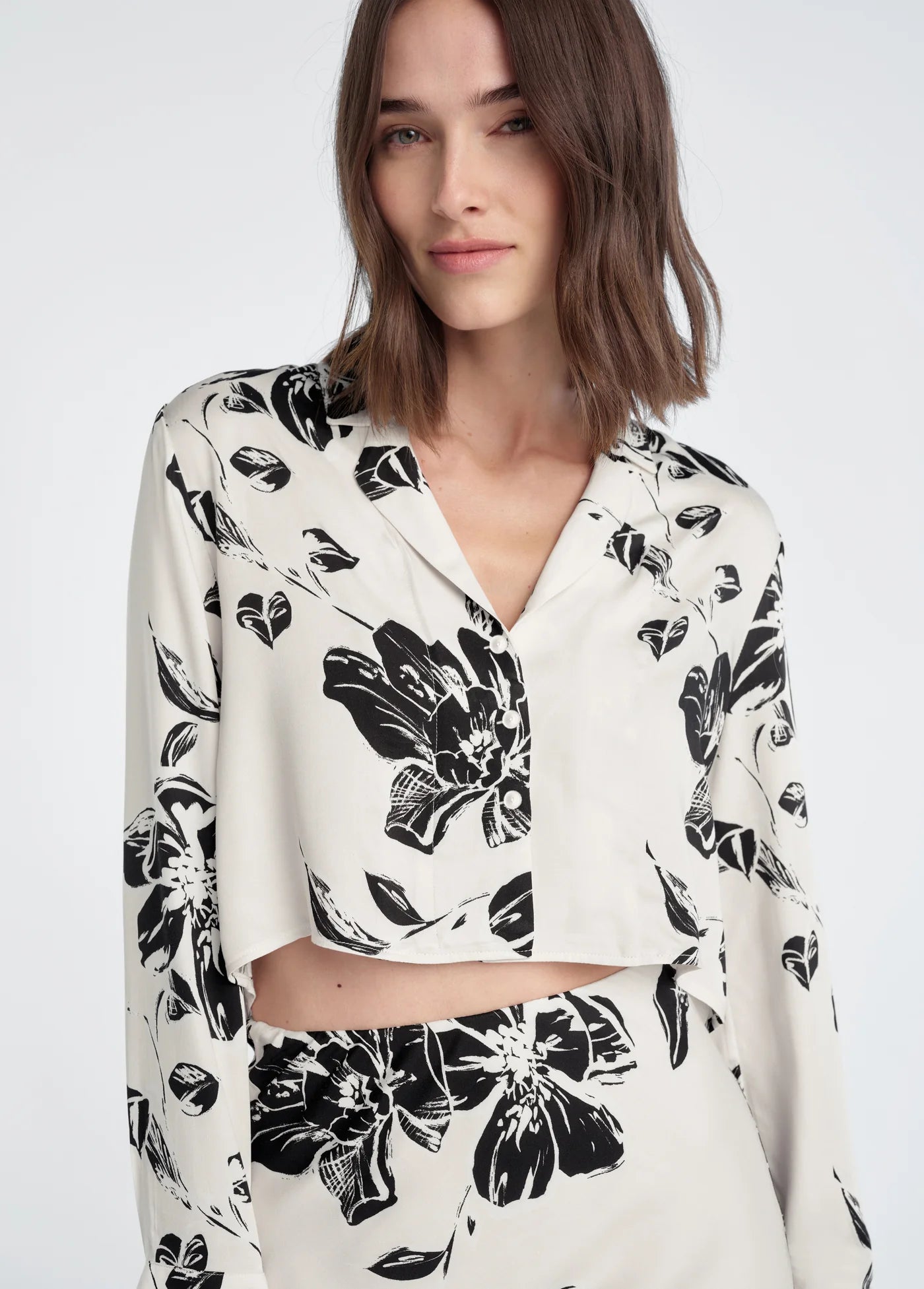 lily white floral top Favorite Daughter The Cropped Lily Top Vintage Floral / XS