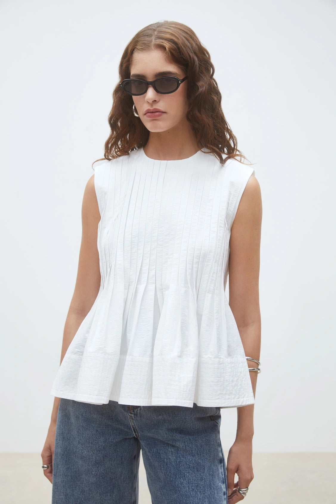 Luigi Sleeveless Pleat Top close up front view