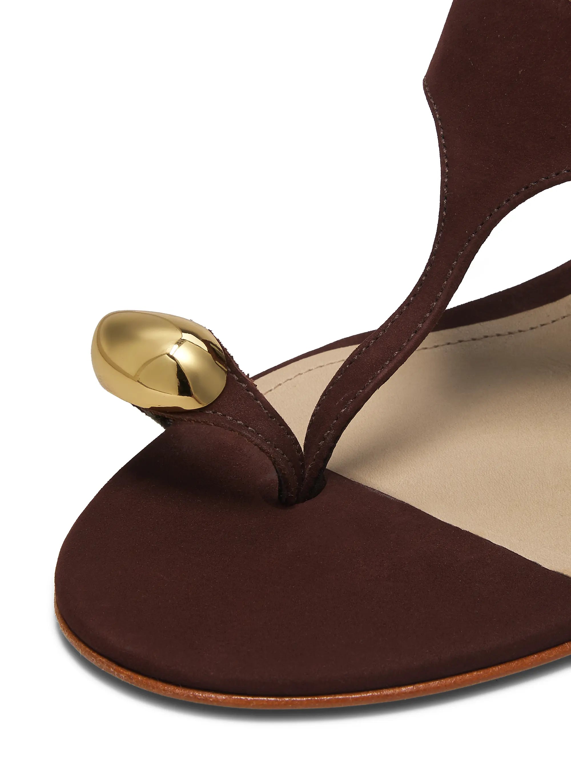 Maise Low Curved Heel toe detail
