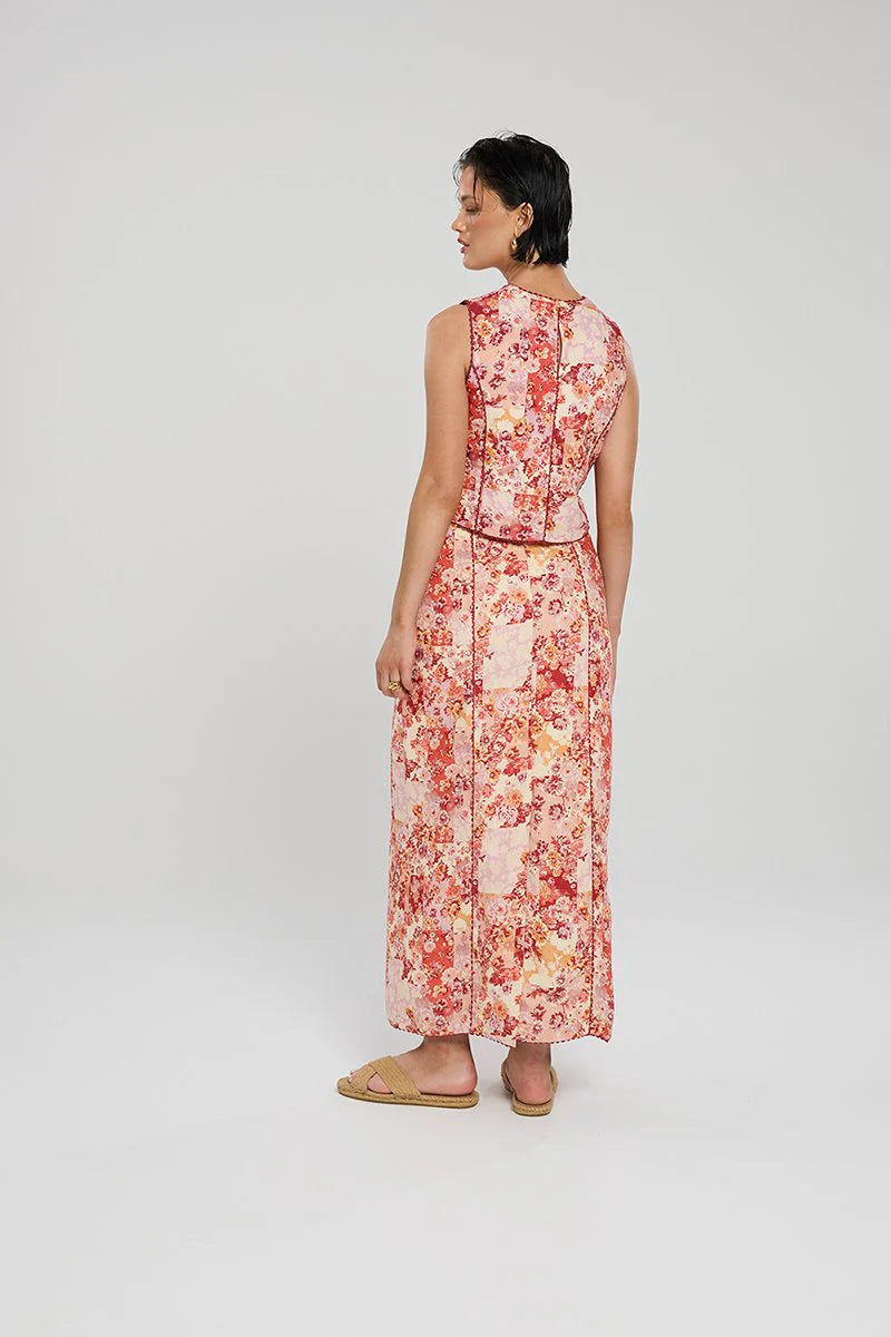Selca Panel Top and Selca Midi Skirt full body back