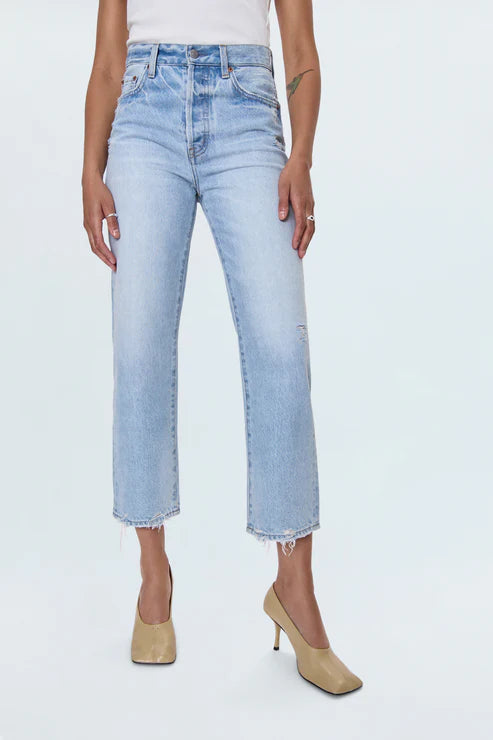 Cassie Crop Jean close up front