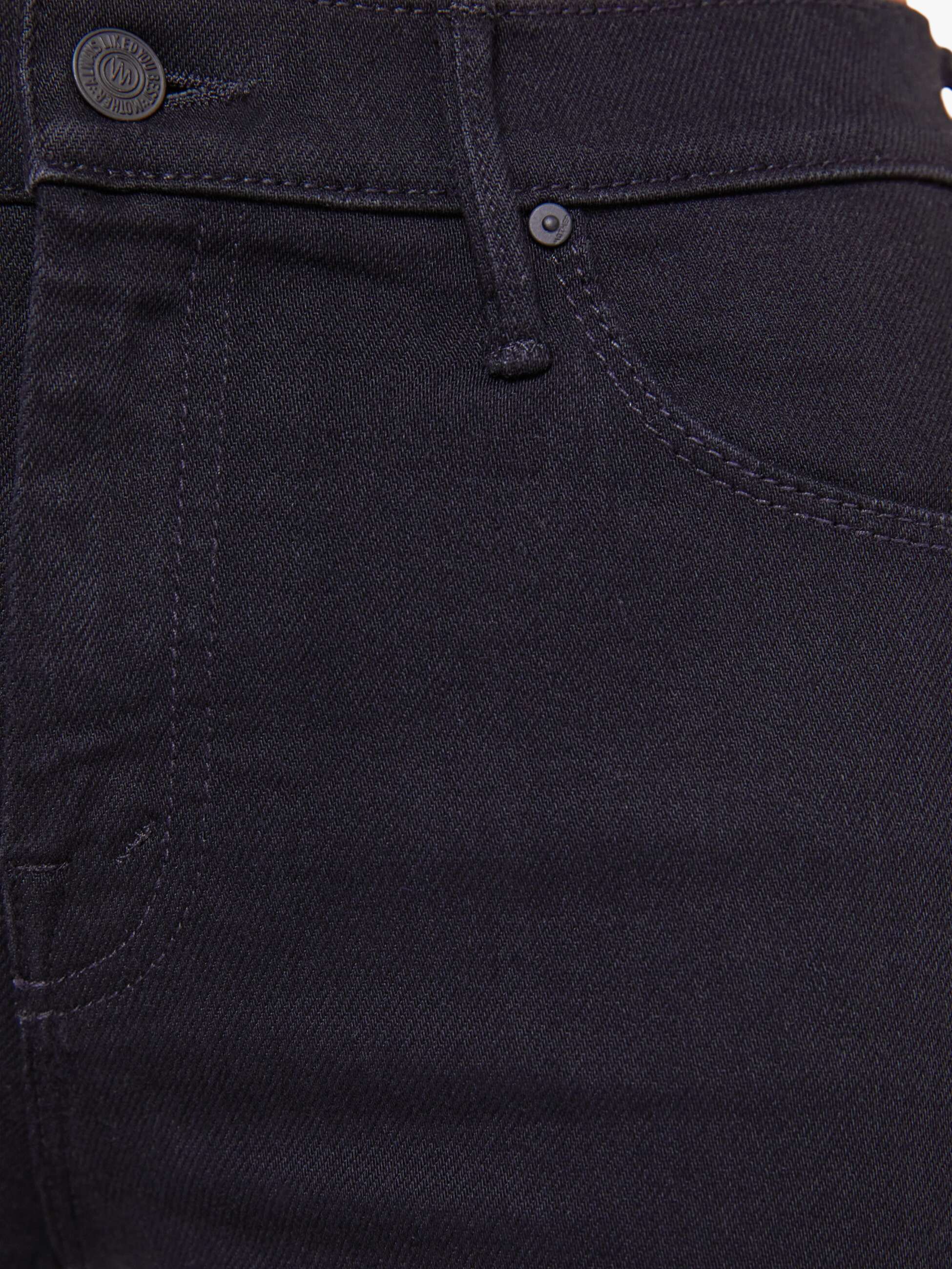 The Weekender Nighty Night super close up front