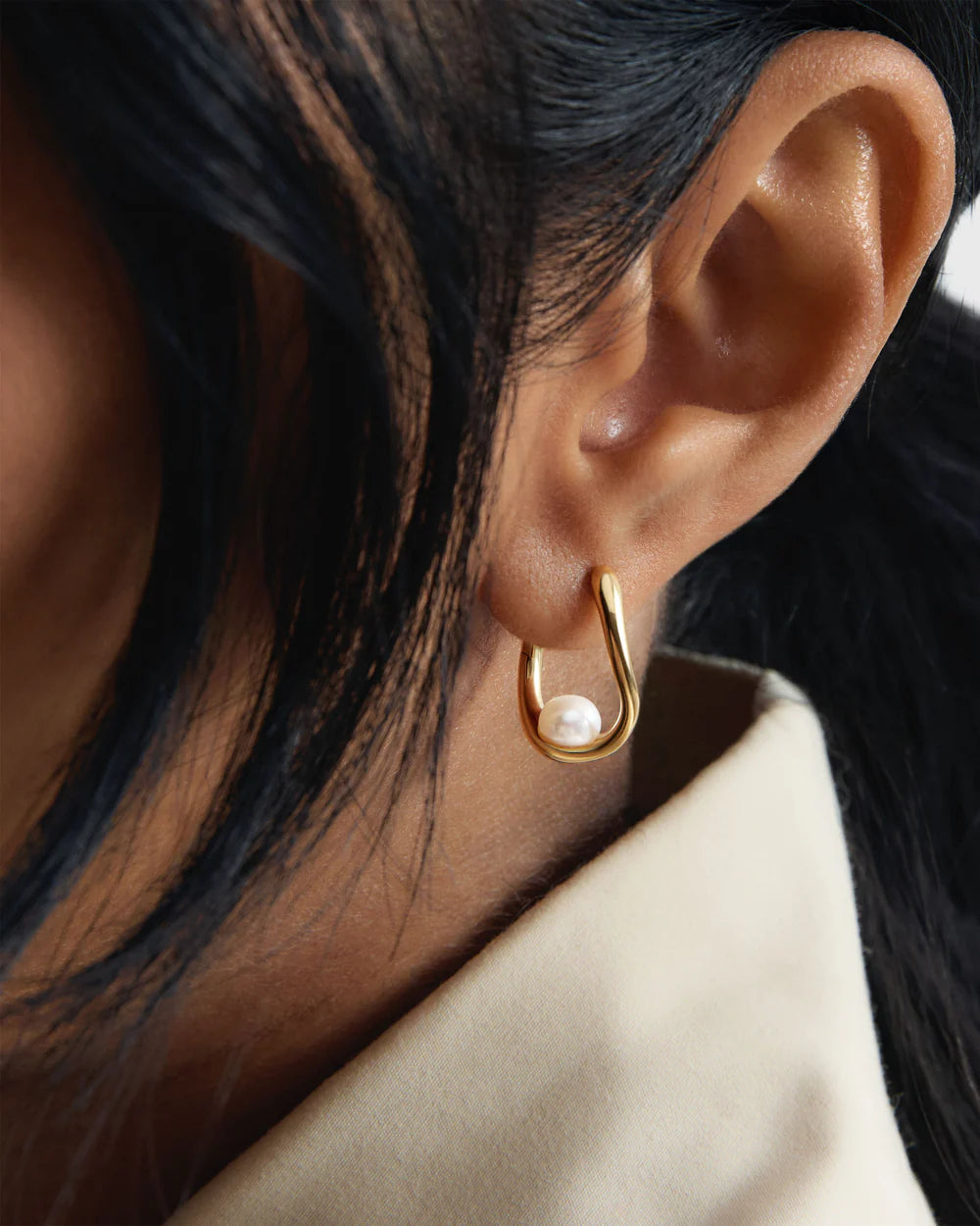 La Perla Aura Hoops on model