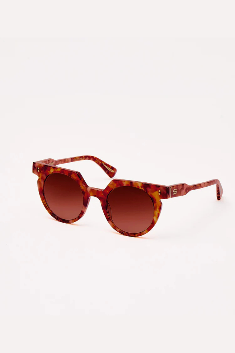 Sardine Aster Amaro Breeze Sunglasses full view