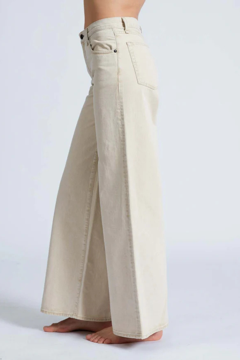 Askk Atomic Wide Leg Jean in Ecru side