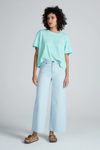 Askk Cropped Atomic Bleach Jean full body