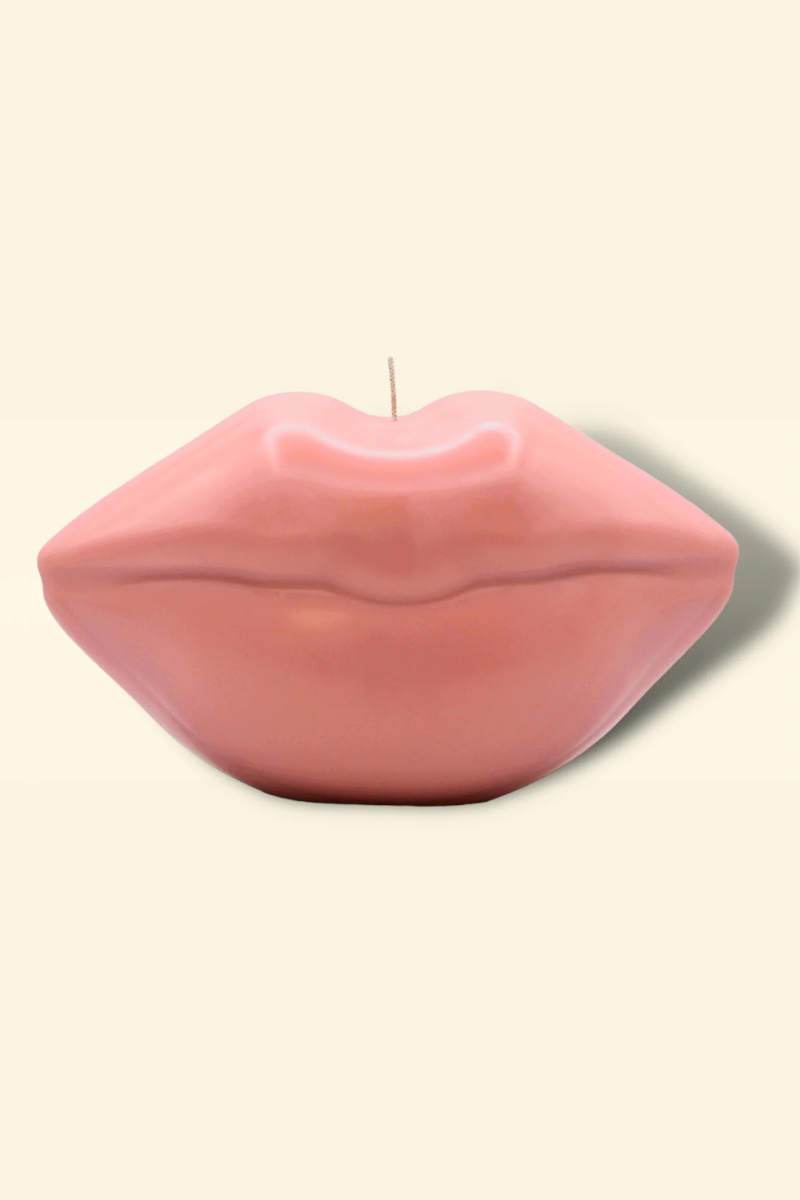 Davie Ocho Big Kiss Candle Beeswax Soy in Blush full view