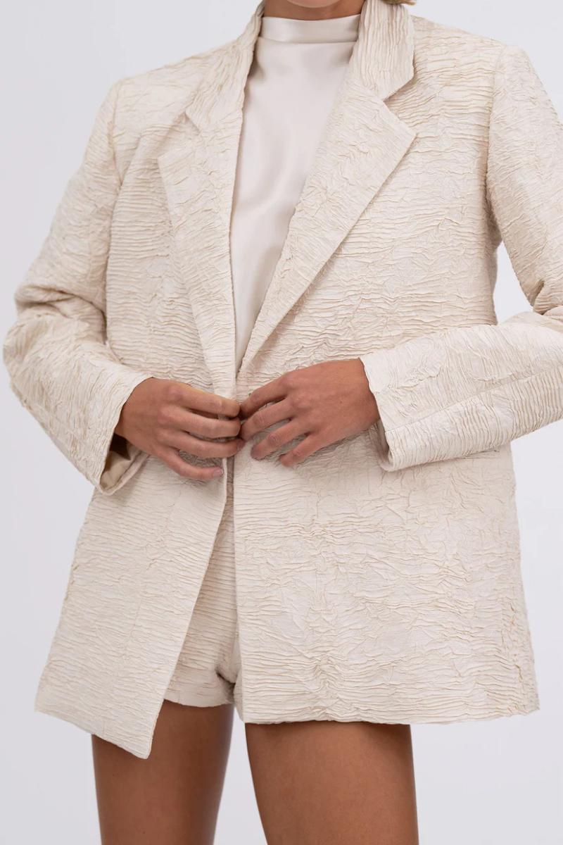 Nonchalant Eloisa Blazer close up front