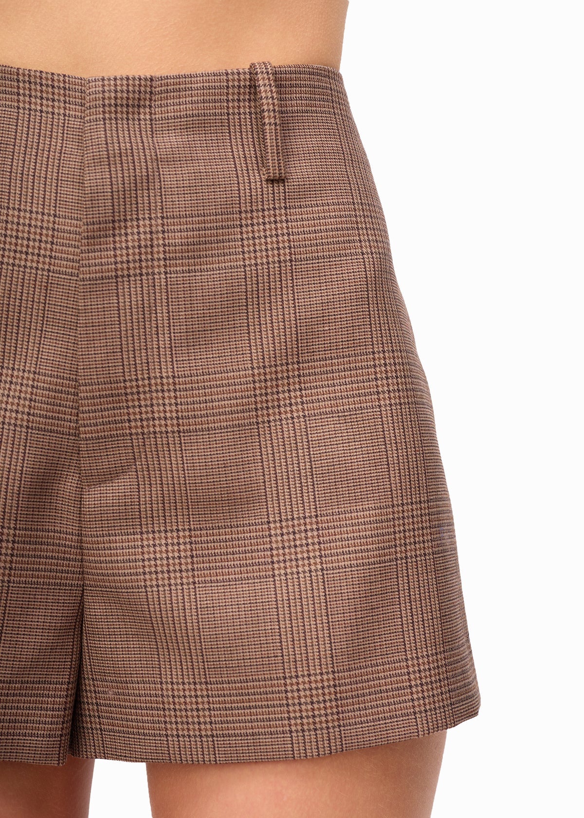 Jolie Plaid Short close up