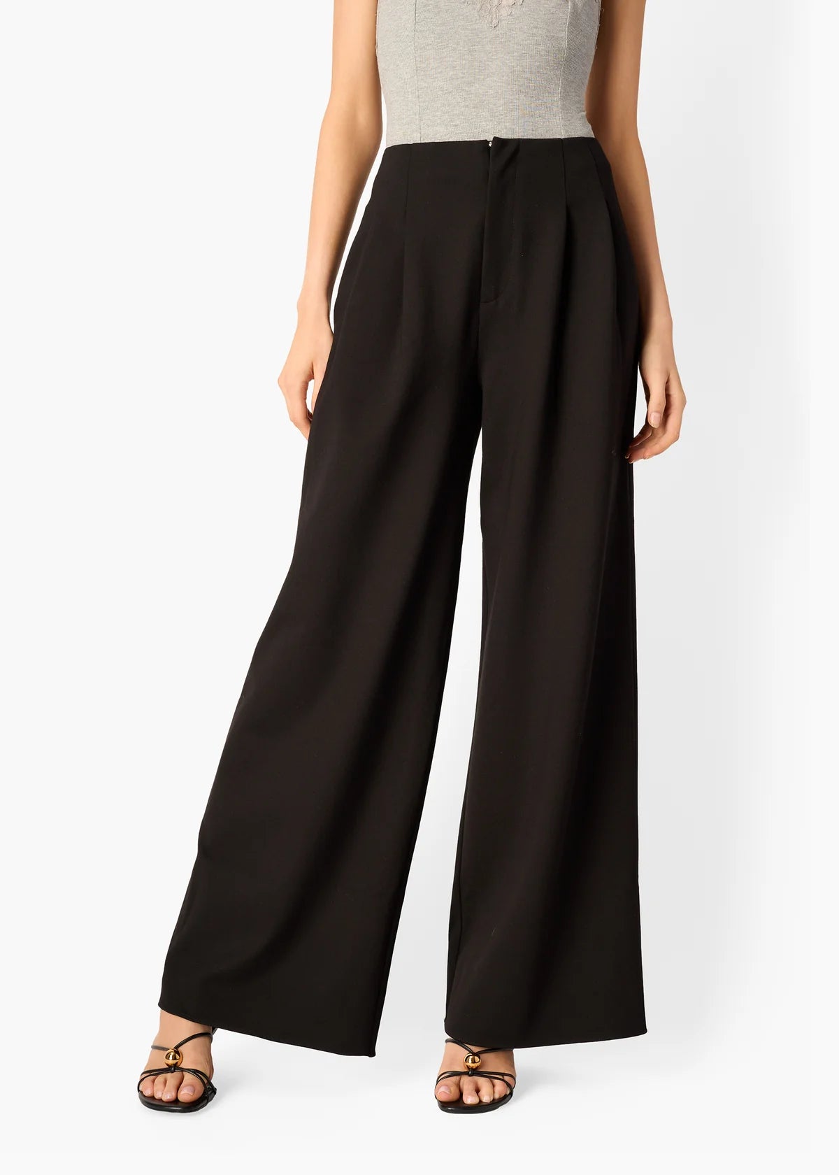 Nahal High Rise Pant close up