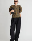 Lino Top full body front