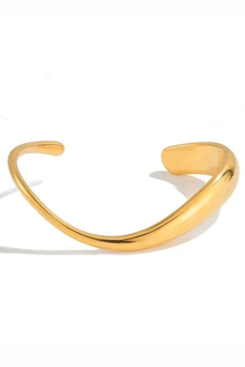 Sway Cuff Bracelet close up