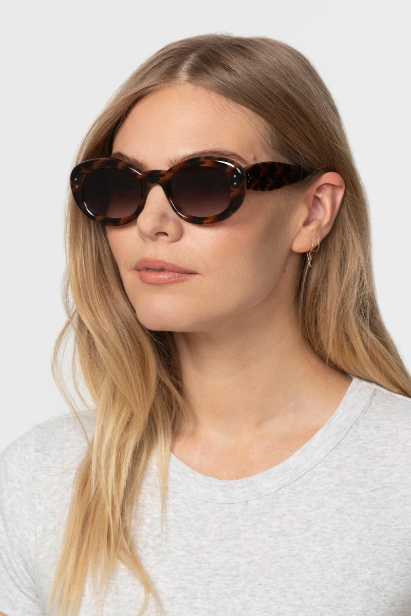 Krewe Margaret Venezia Sunglasses on model looking left