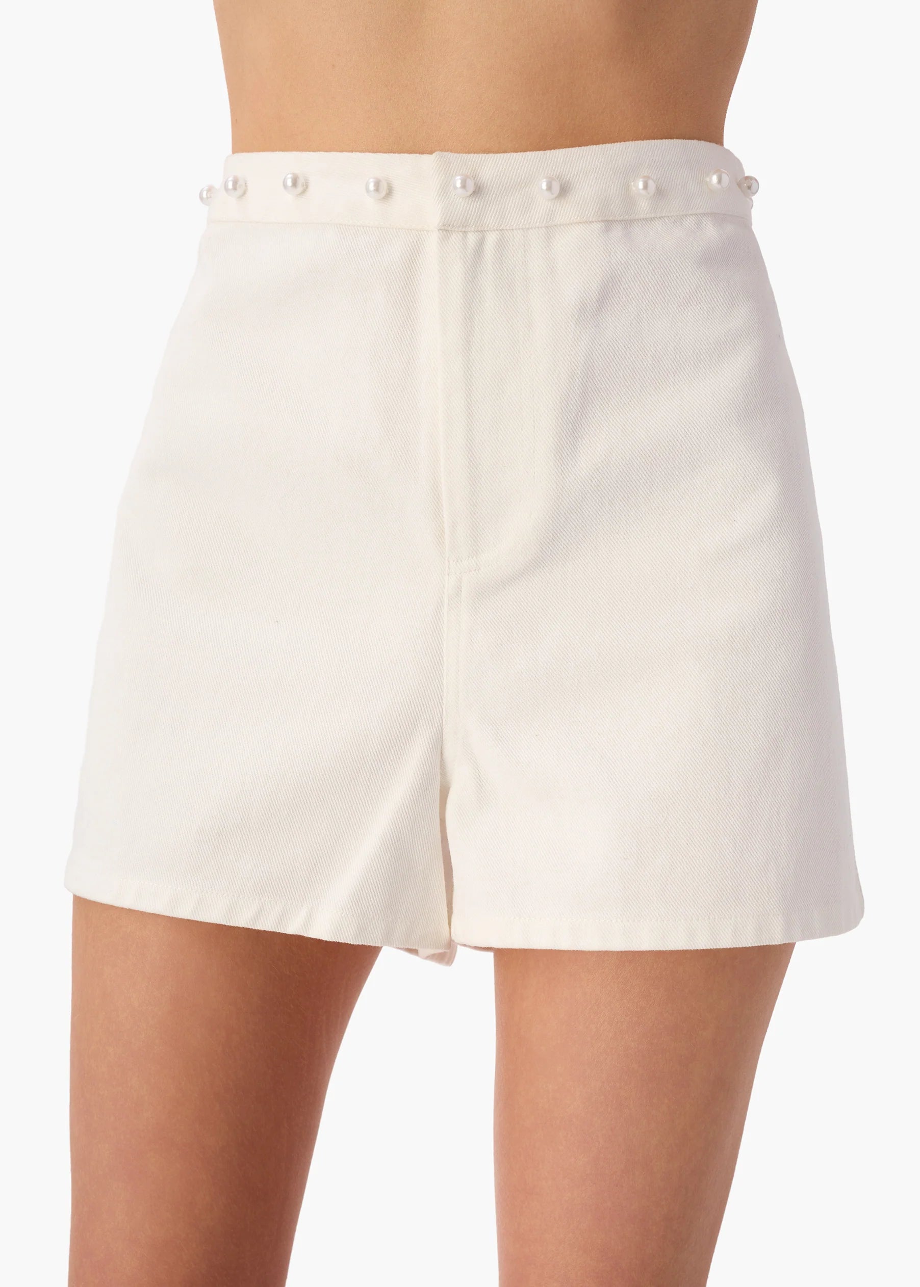Mihal Bull Denim Short close up front