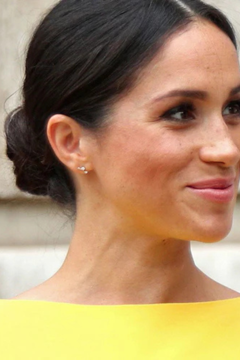 Adina Reyter Three Diamond Amigos Curve Posts on Meghan Markle