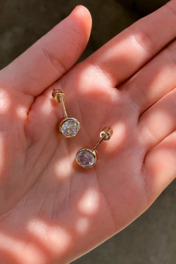 Thatch Noemi Grande Earring in hand