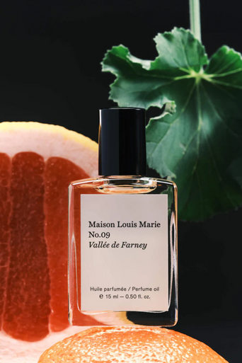 Perfume Oil No.09 Vallee De Farney .5oz with grapefruit