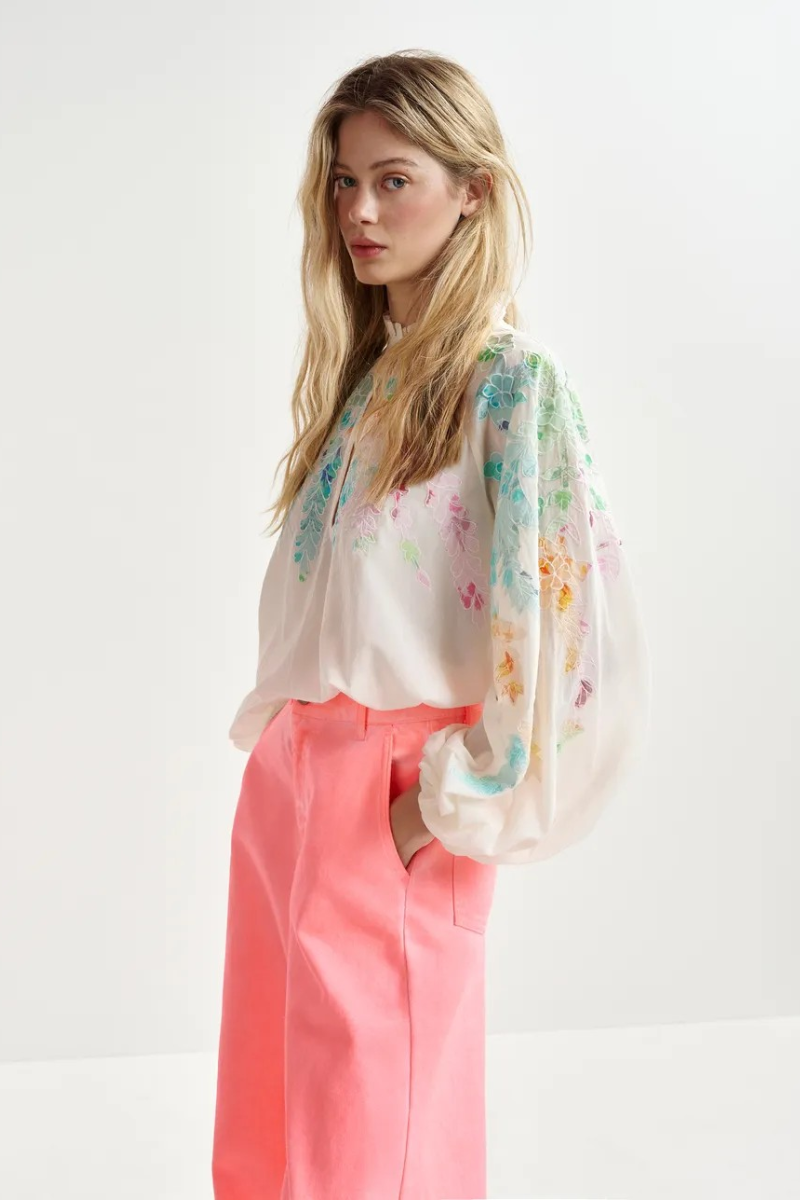 Essentiel Hitrus Appliqued Detail Top side
