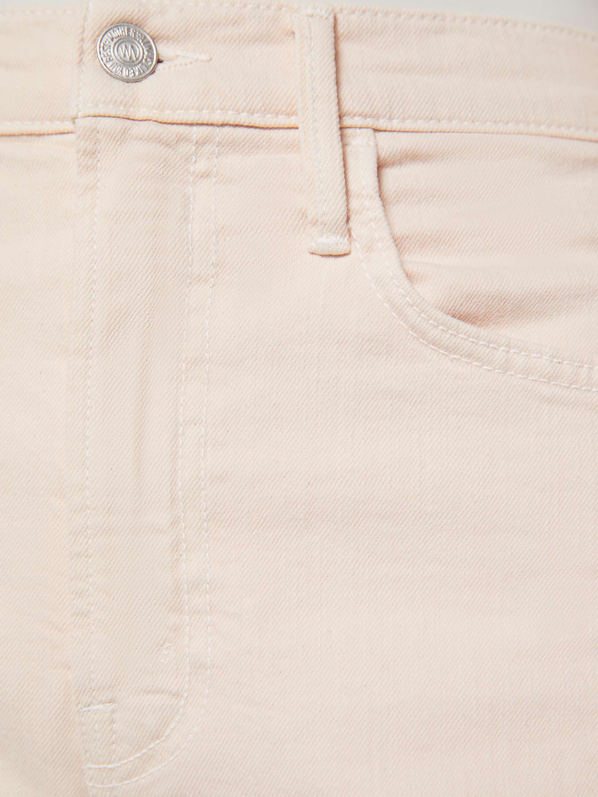 The Half-Pipe Bermuda Fray Peach Puree super close up
