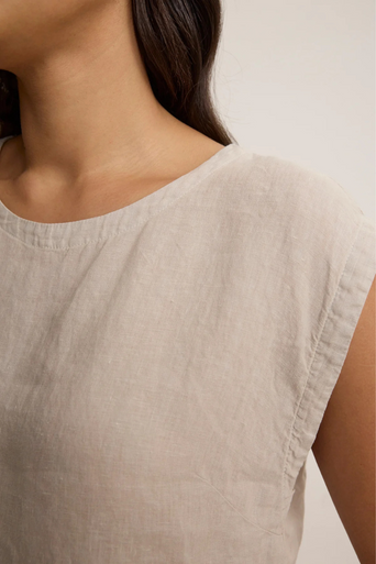 Velvet Tavia Linen Top close up front