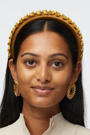 Lele Sadoughi Alice Wreath Headband on model front view