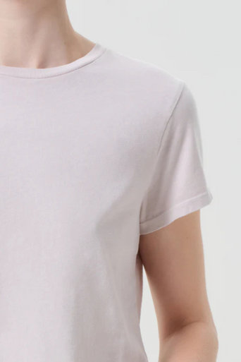 Agolde Adine Shrunken Tee in Rosewater close up