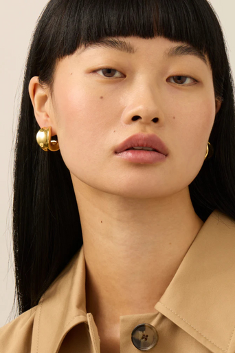 Jenny Bird Chunky Doune Hoops front vie won model
