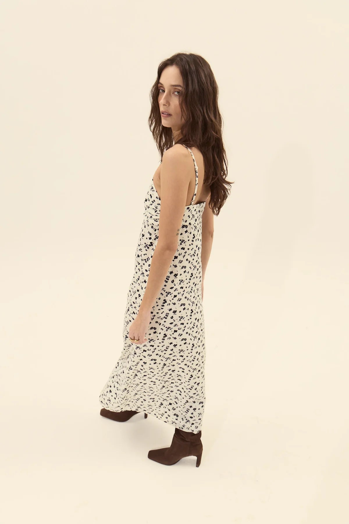 Rondella Dress side/back
