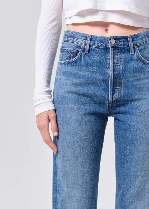 90's Pinch Waist High Rise Straight (Weightless) close up