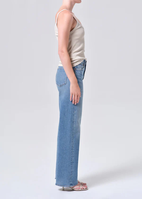 Ren Jean 32" (Weightless Stretch) full body side