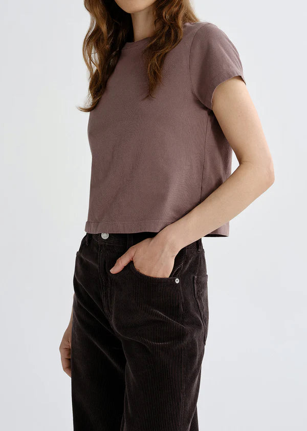 Adine Shrunken Tee Mauvine close up