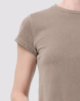 Adine Shrunken Tee Trail close up shoulder