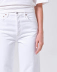 Ren Jean in Marshmallow super close up front