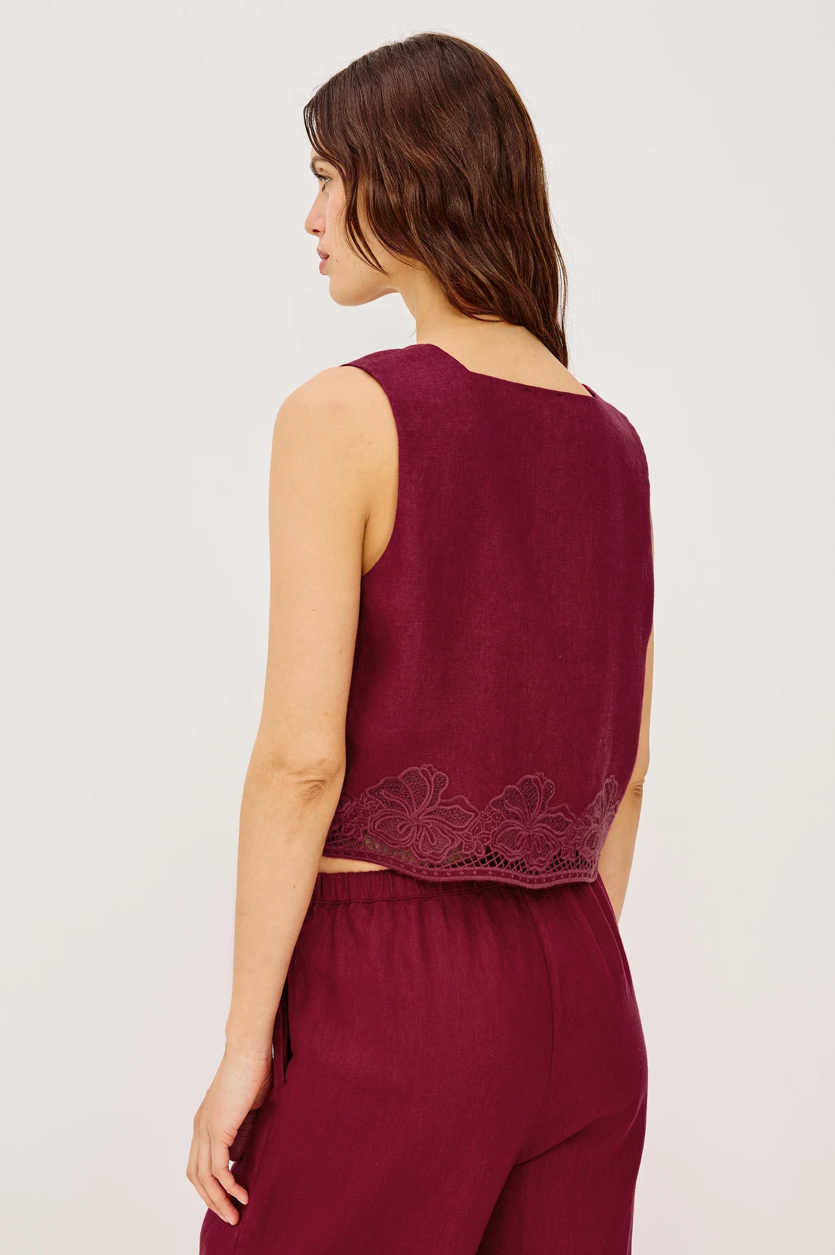 Akira Top Berry Hibiscus Embroidery back
