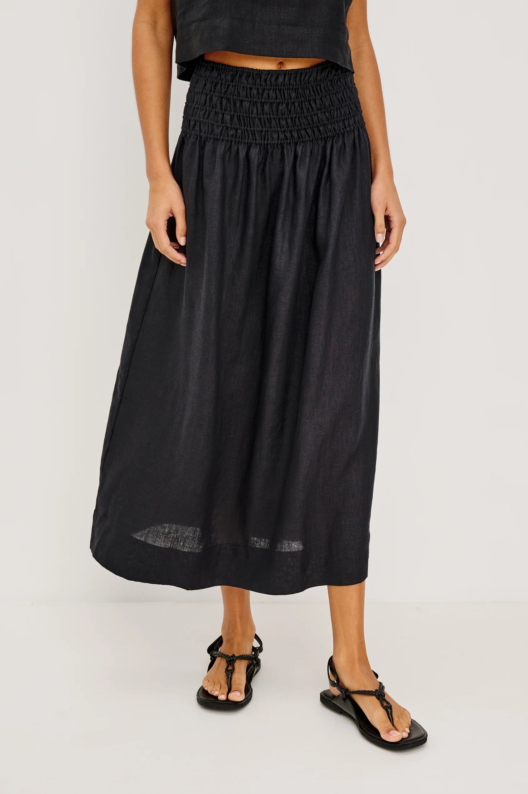 Alessa Skirt front
