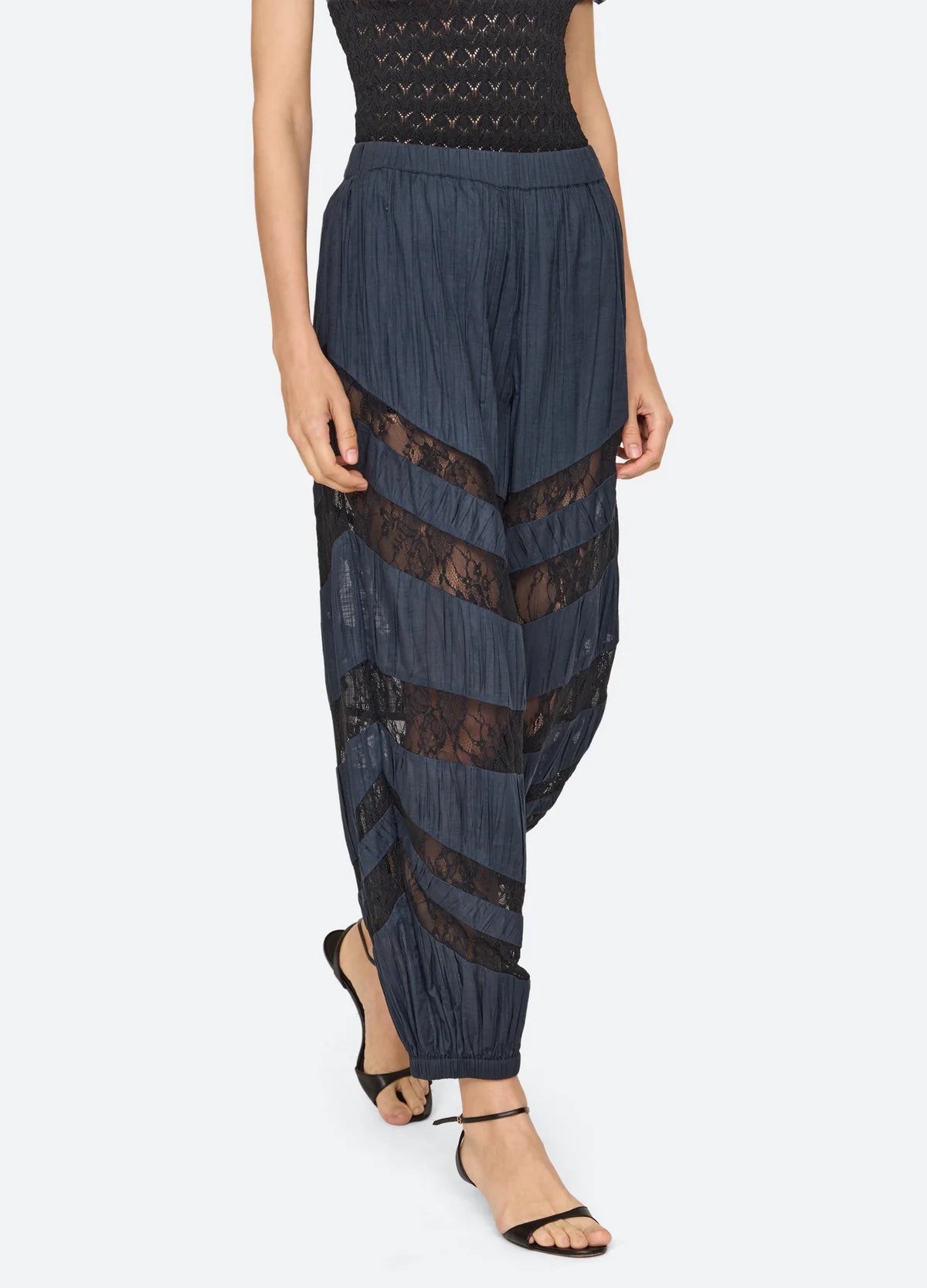 Margaret Pants side/front