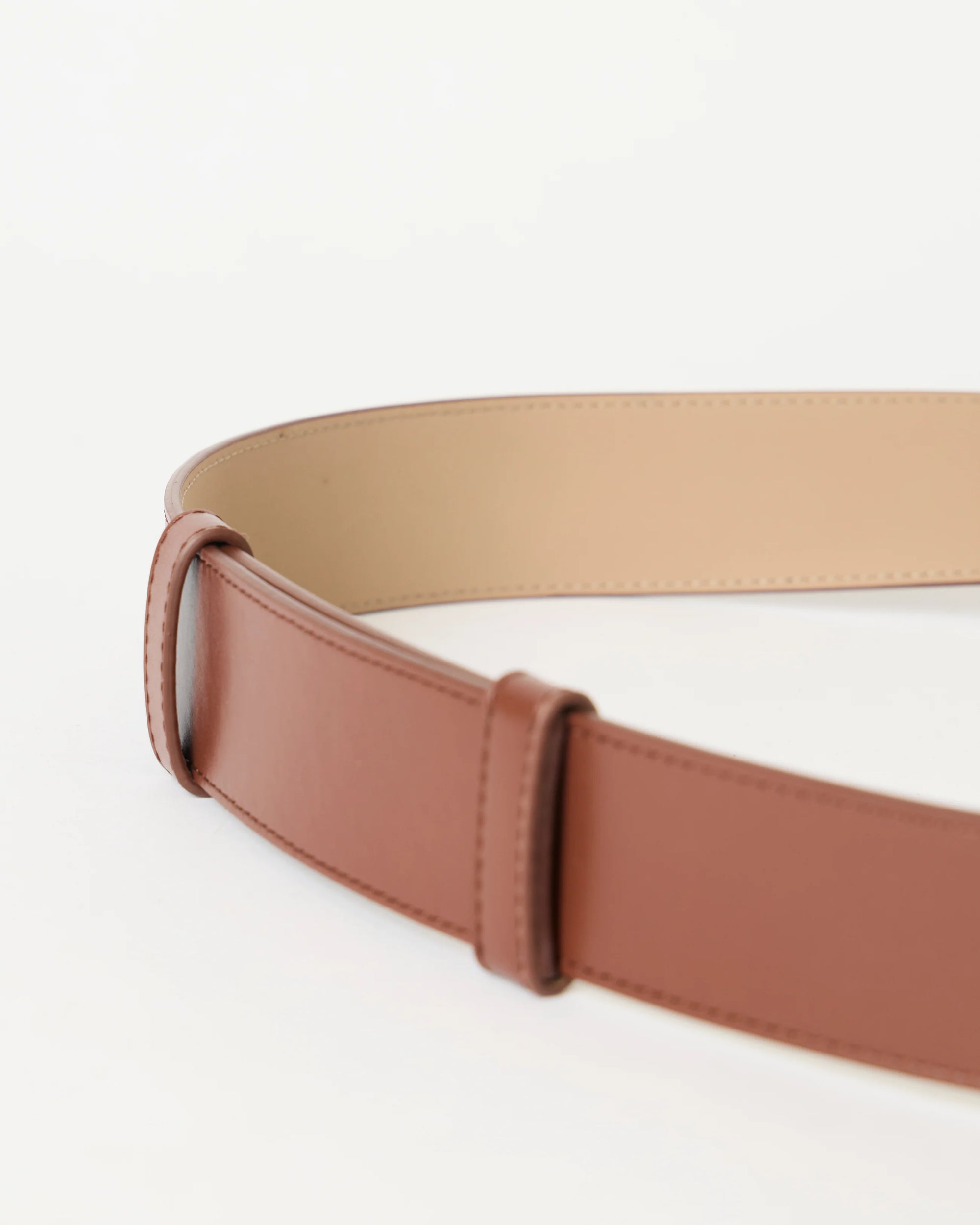 Grant Belt close up adjustable detail