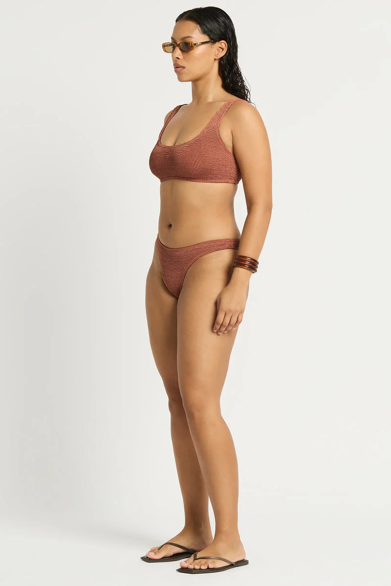 Model size M Malibu 2.0 Crop in Fawn Shimmer and Sign Brief in Fawn Shimmer, side