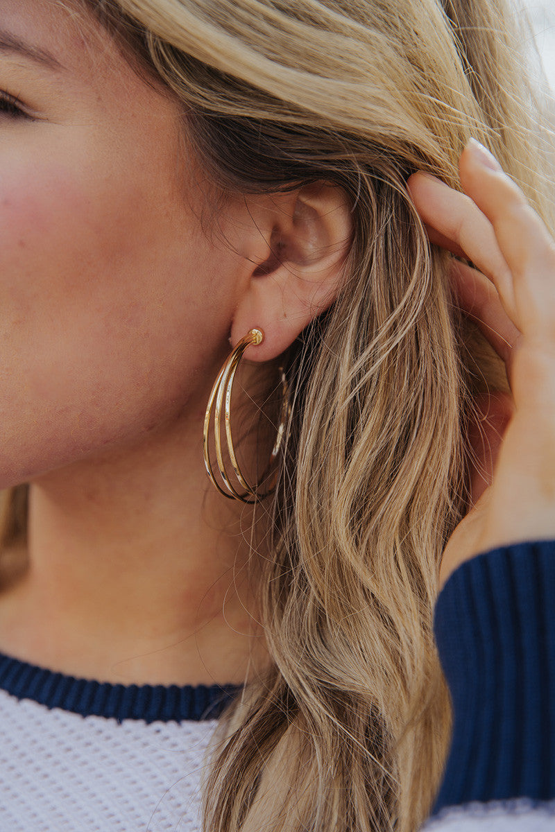 Jennifer Zeuner Raya 2" Hoops on model