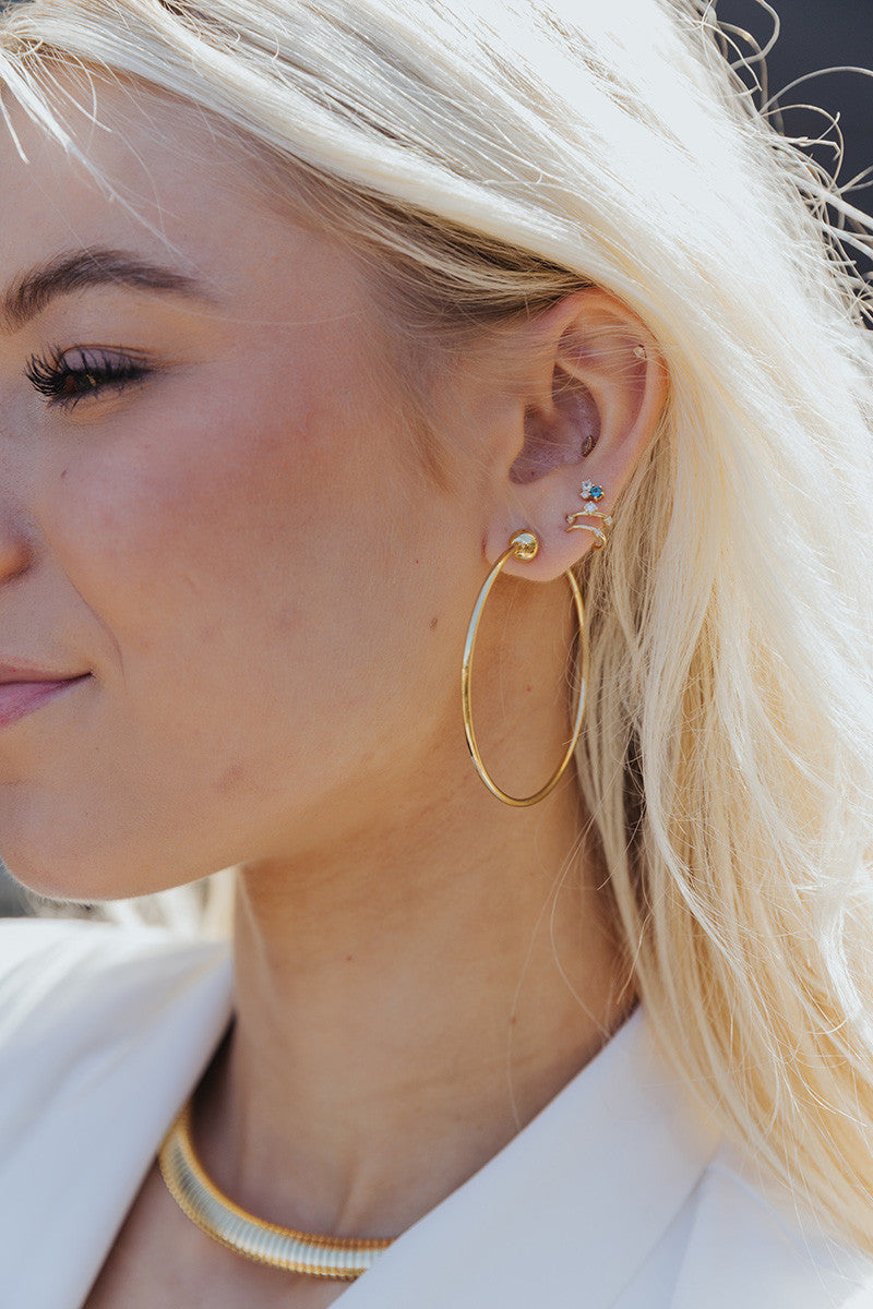 Jenny Bird Icon Hoops Medium on model