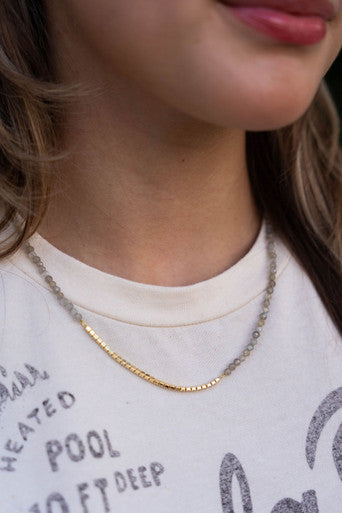 Maisonirem Necklace Jasmine on model