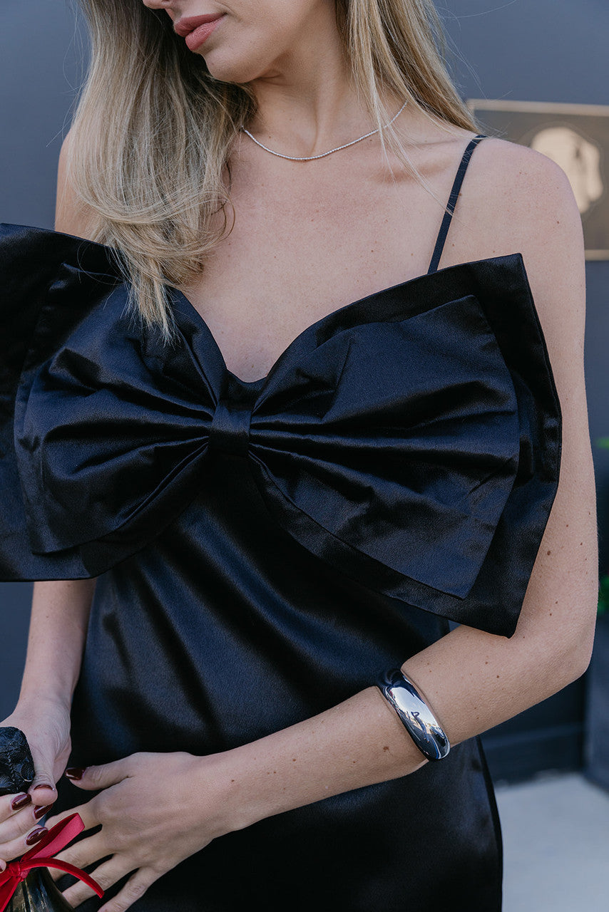 Elliatt Ember Bow Mini Dress close up bow detail