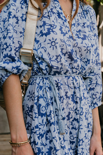 Ilio Nema Priam Print Caftan Dress closeup waist